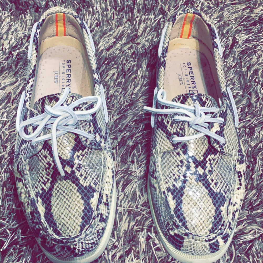 Sperry shoes size 10